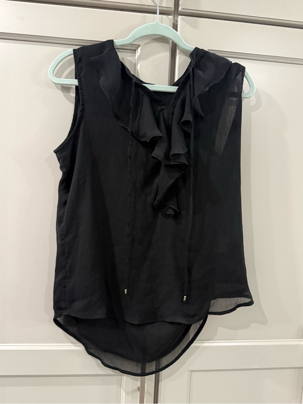 Tommy Hilfiger Black Ruffle V-Neck Sleeveless Camisole woman’s size L - Picture 3 of 11